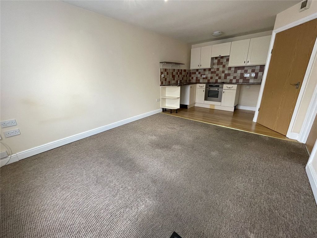 Property photo 1 of 8 Picture No. 01