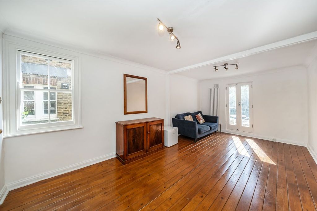 Property photo 3 of 6