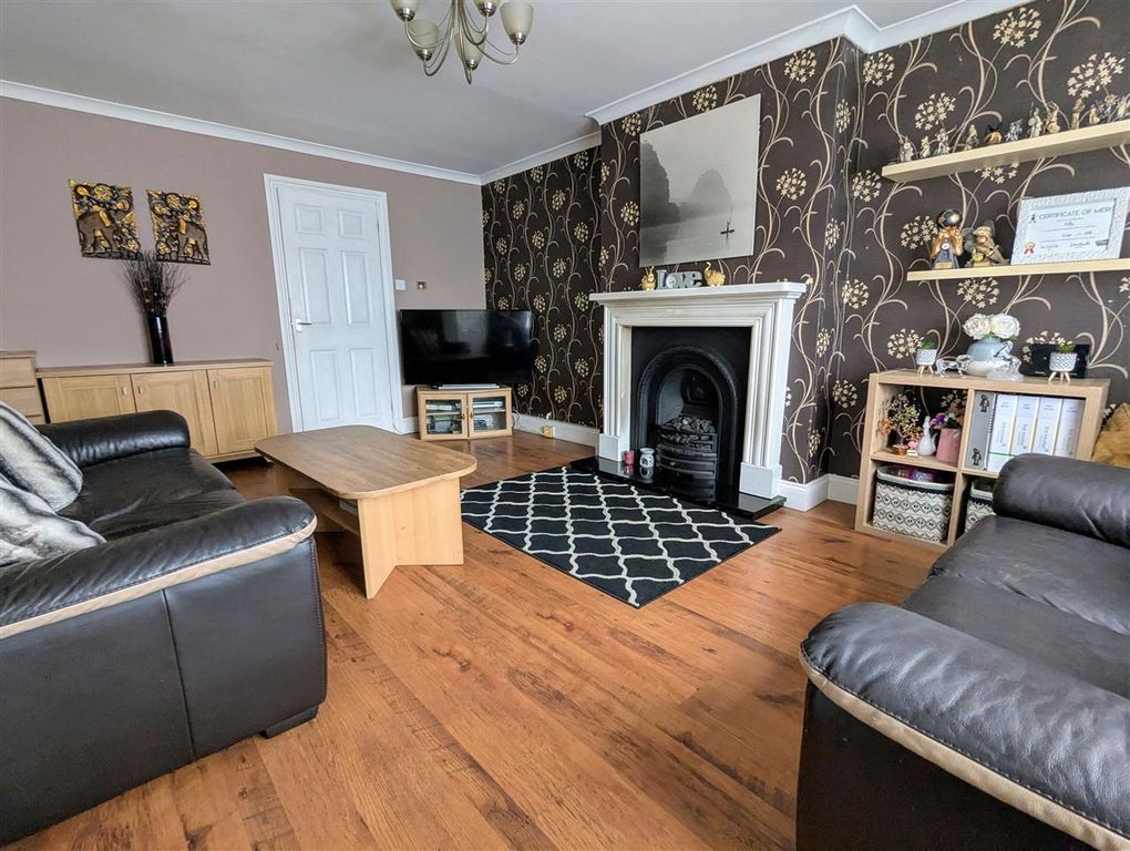 Property photo 1 of 11 Main Picture