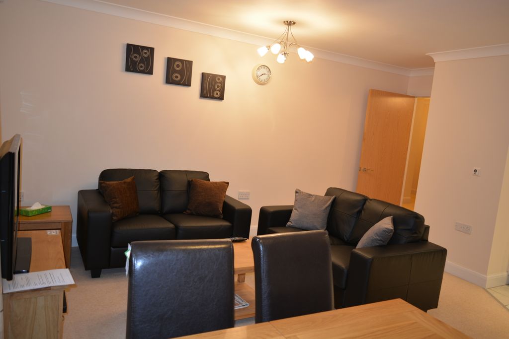Property photo 2 of 6