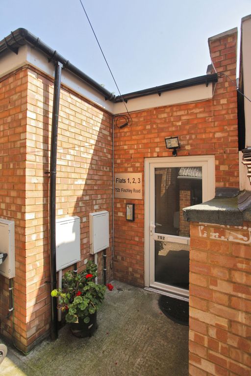 Property photo 1 of 6