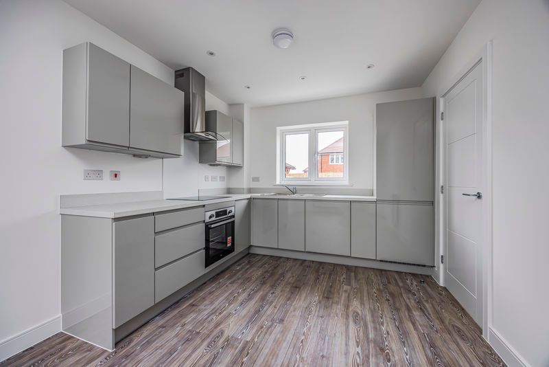 Property photo 3 of 21 Photo 7