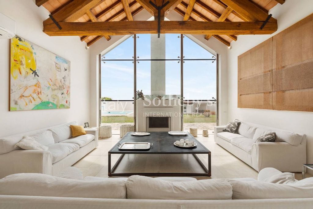 Property photo 2 of 29