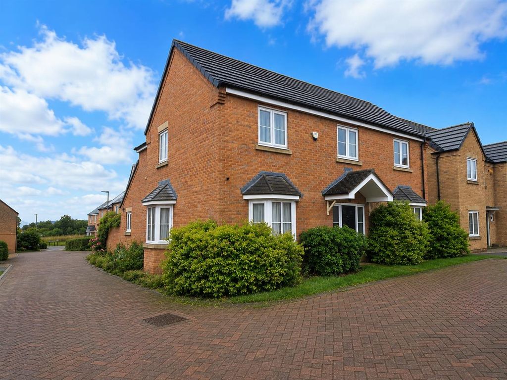 Property photo 1 of 33