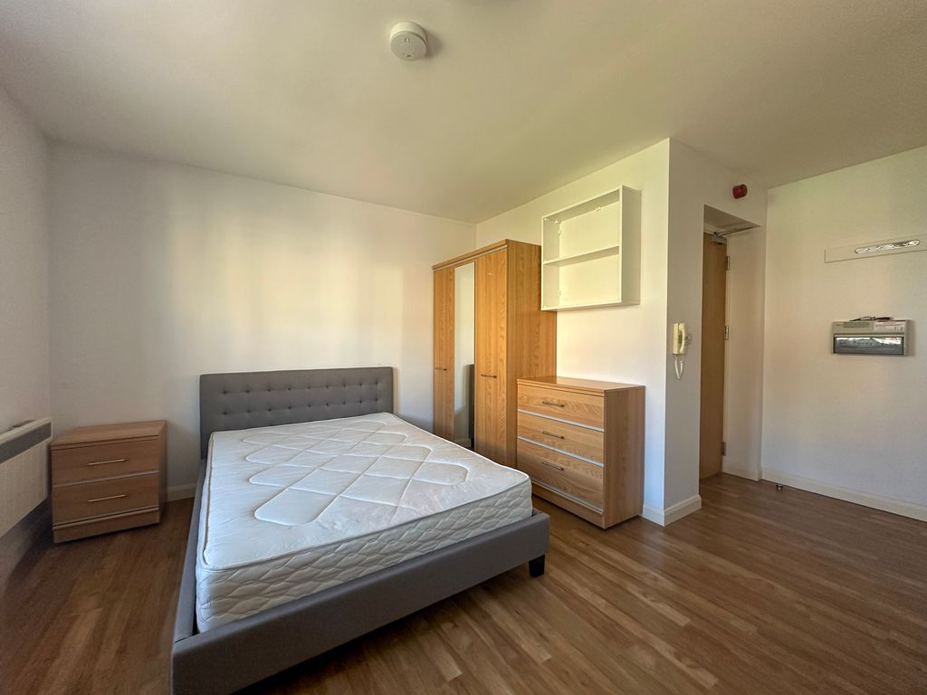 Property photo 3 of 12 Bedroom