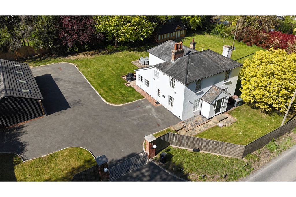 Property photo 1 of 36