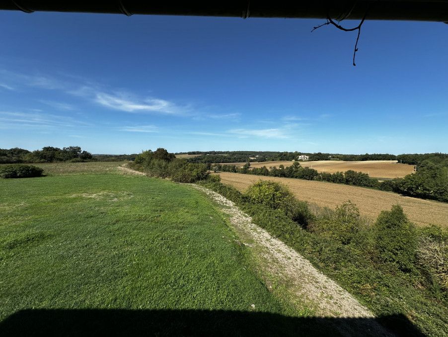 Property photo 3 of 23