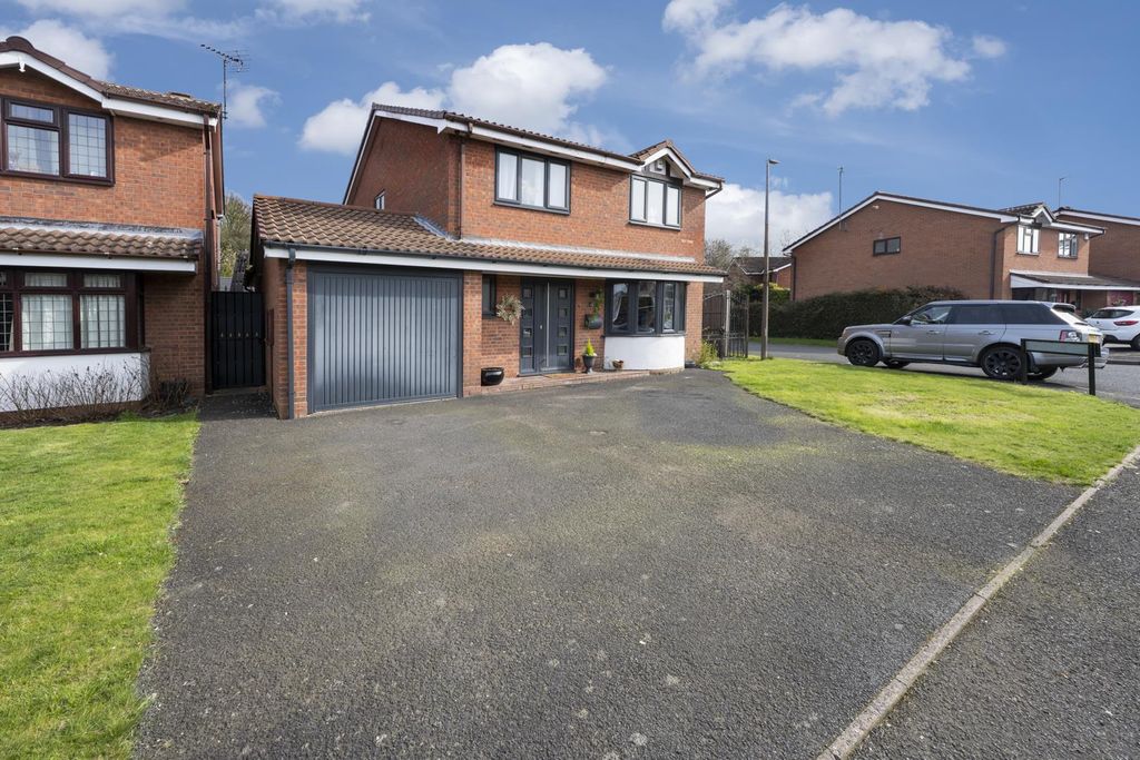Property photo 1 of 23