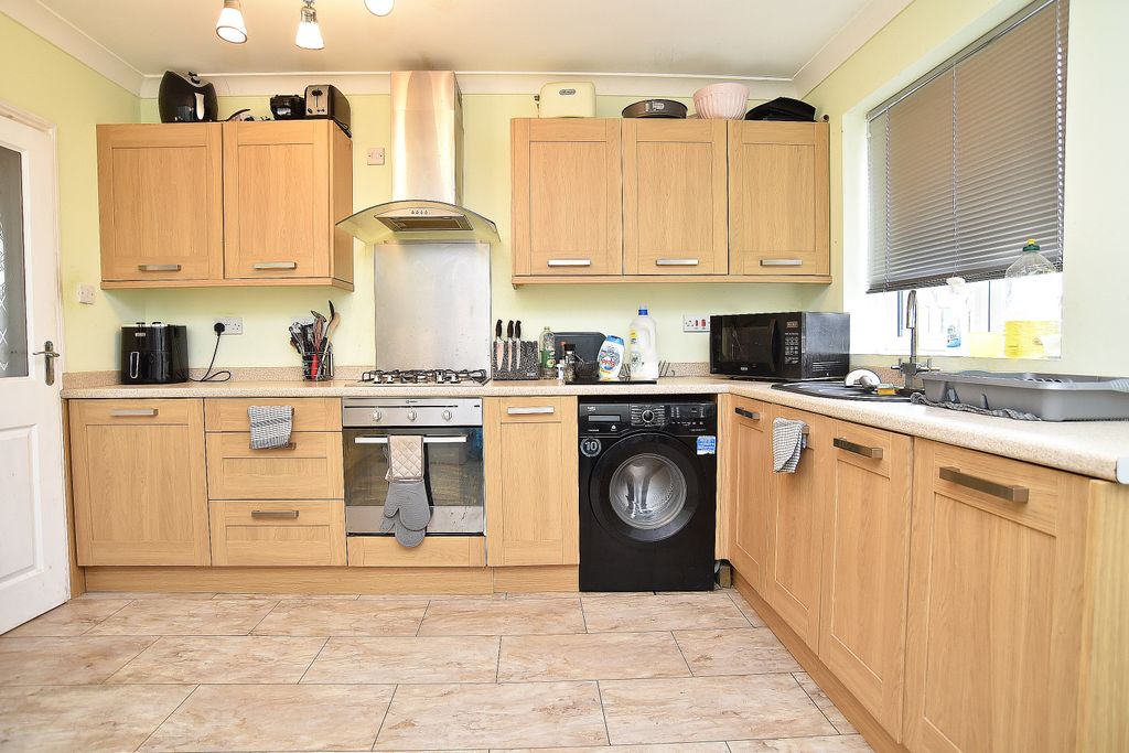 Property photo 2 of 15 2