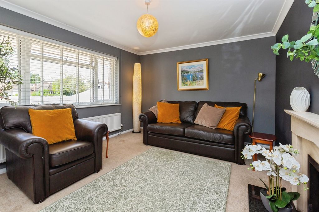 Property photo 2 of 15