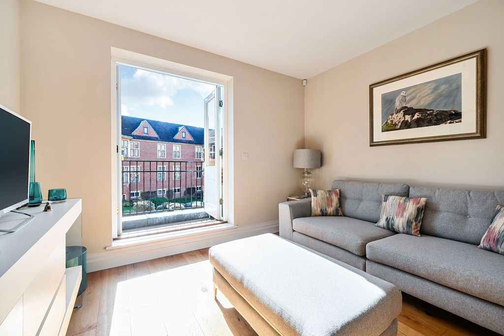 Property photo 3 of 15 Open Plan Living