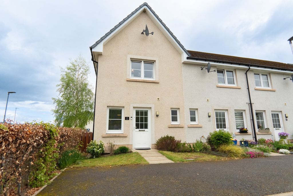 Property photo 1 of 27