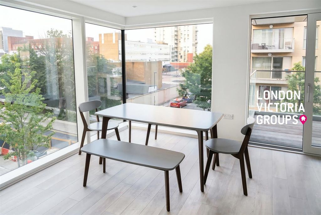 Property photo 2 of 5 1-7108.Jpg