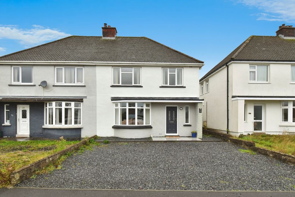 Property photo 1 of 17 Photo