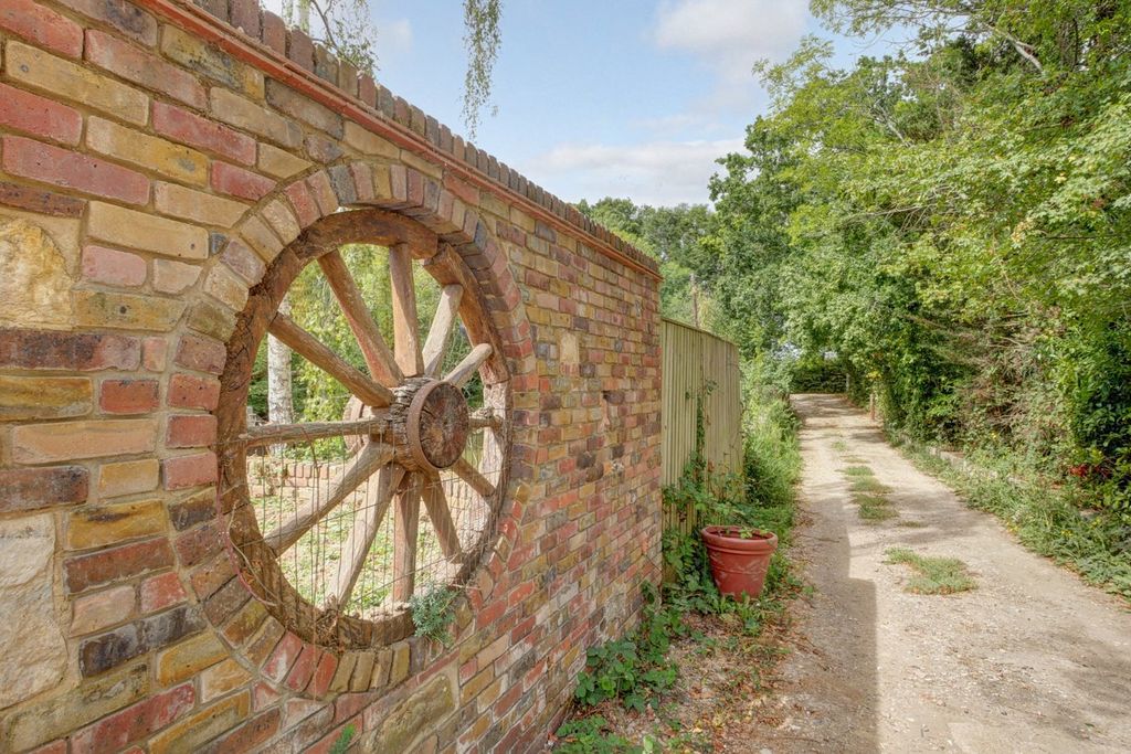 Additional image 36 of 5 bed detached bungalow for saleHempstead Lane, Hailsham BN27