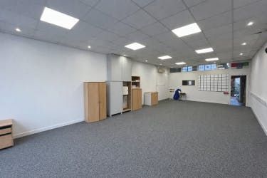 Property photo 2 of 9 2F72Ada0-2E8d-41B1-Ae0A-6977F2B3Eaa8.Png