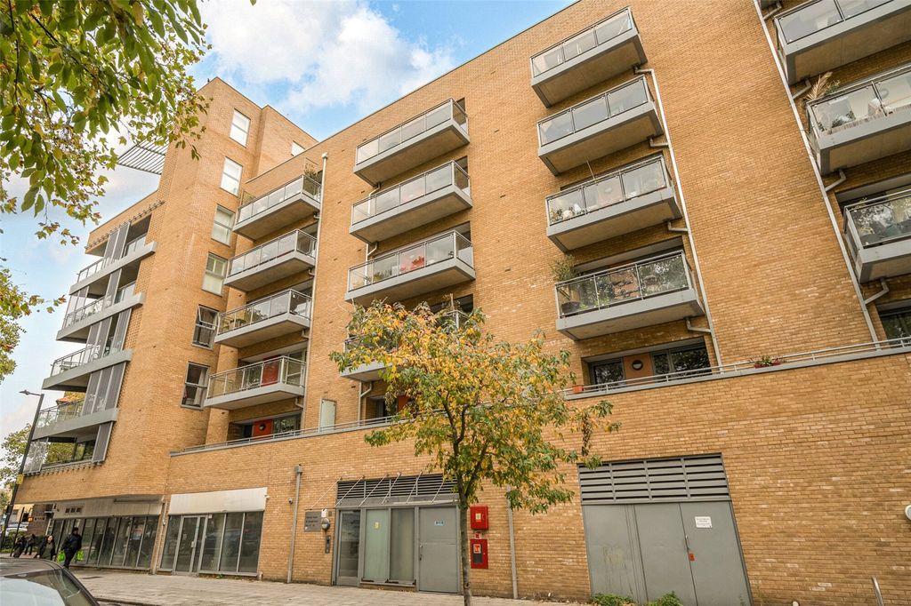 Property photo 3 of 19 Picture No. 04