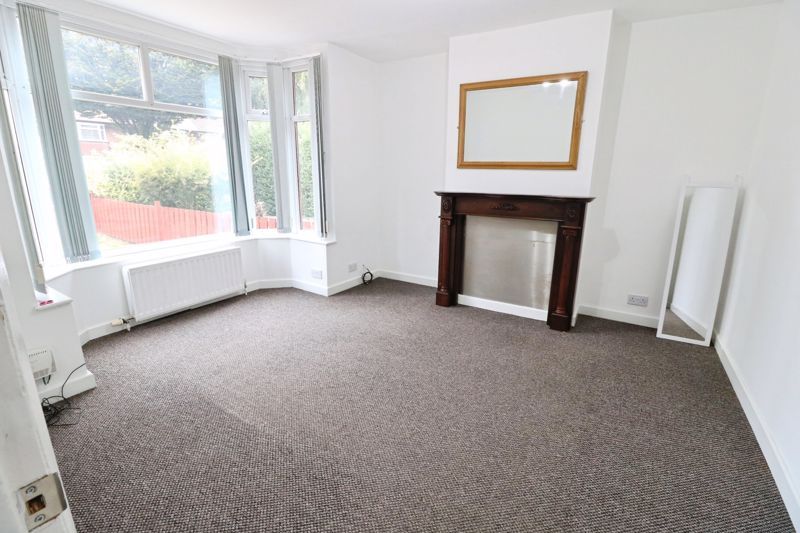 Property photo 2 of 7 Photo 4