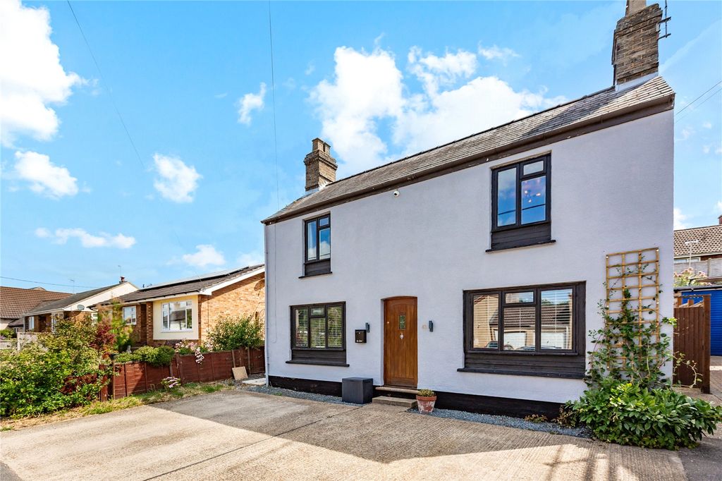 Property photo 1 of 18 Picture No. 02