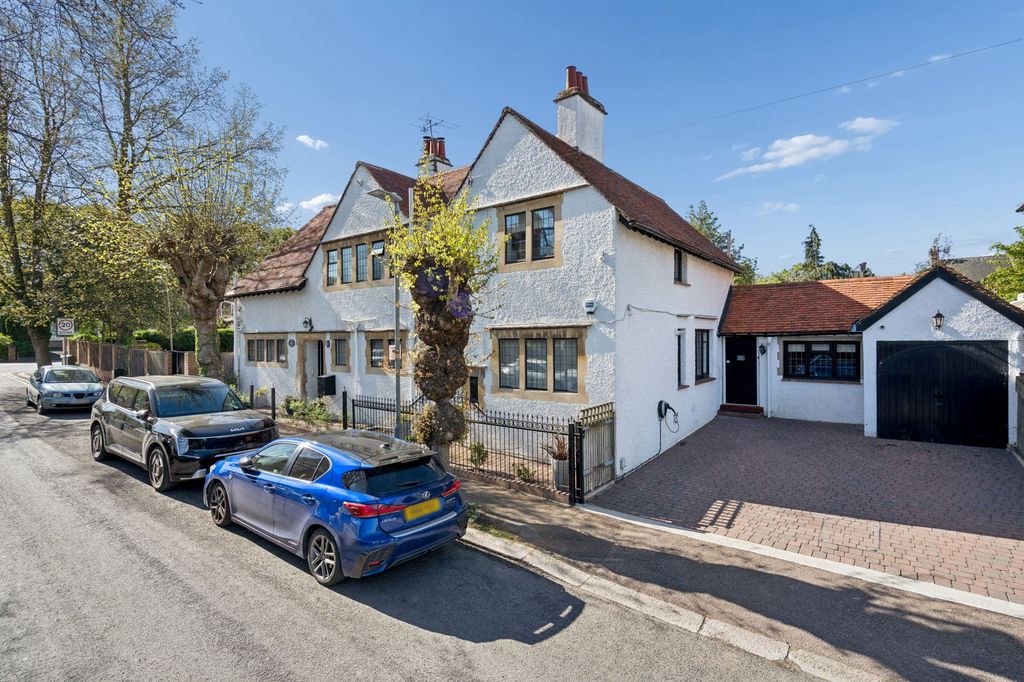 Property photo 1 of 29