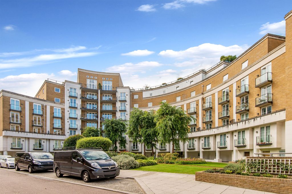 Property photo 2 of 19 Front