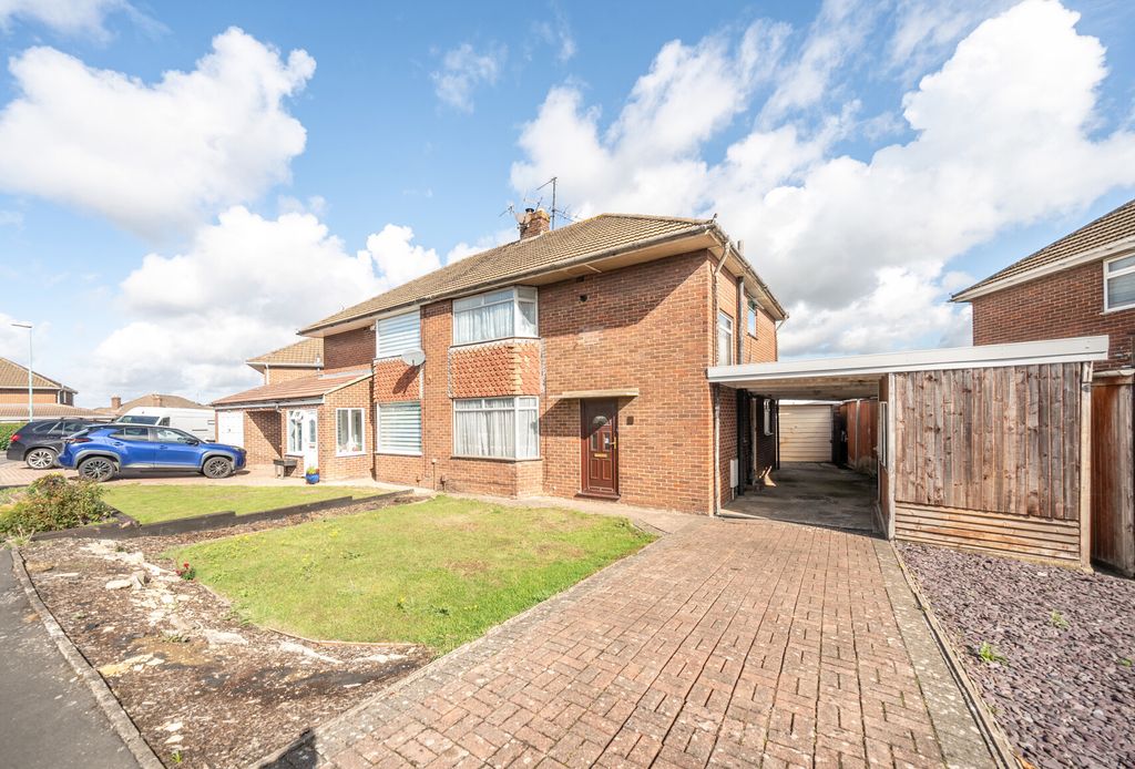 Property photo 1 of 15 1347293-18-68Bee7...
