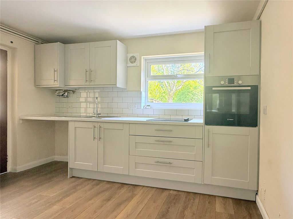 Property photo 3 of 13 Picture No. 18