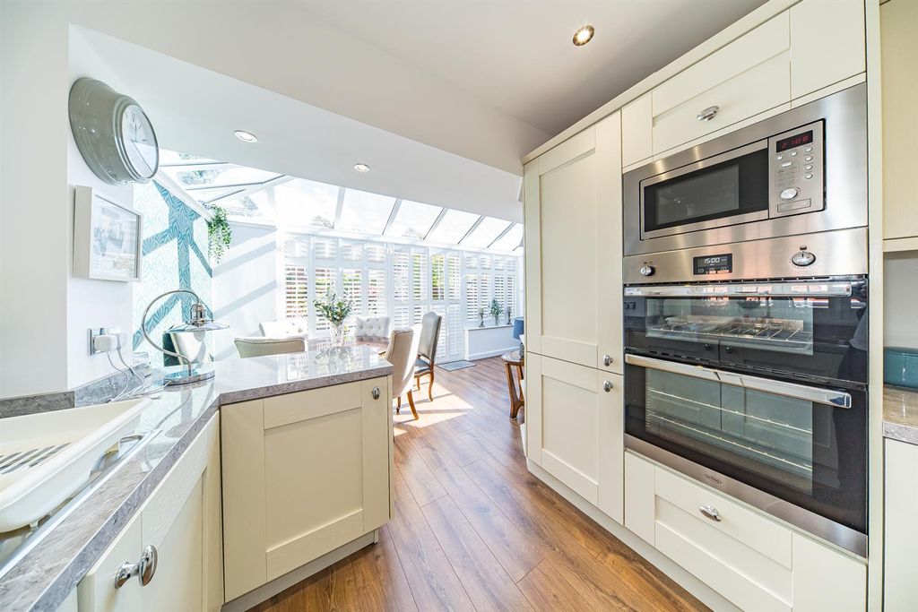 Property photo 2 of 26 40-Gorsey-Lane-21.Jpg