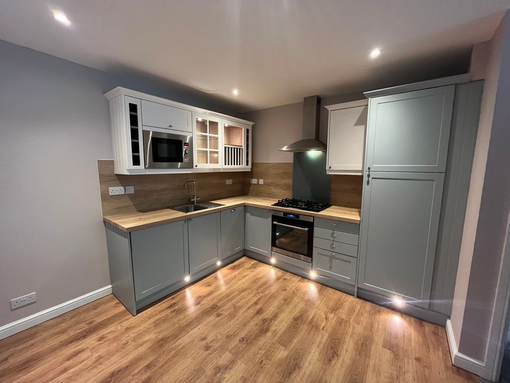 Property photo 1 of 11 Image