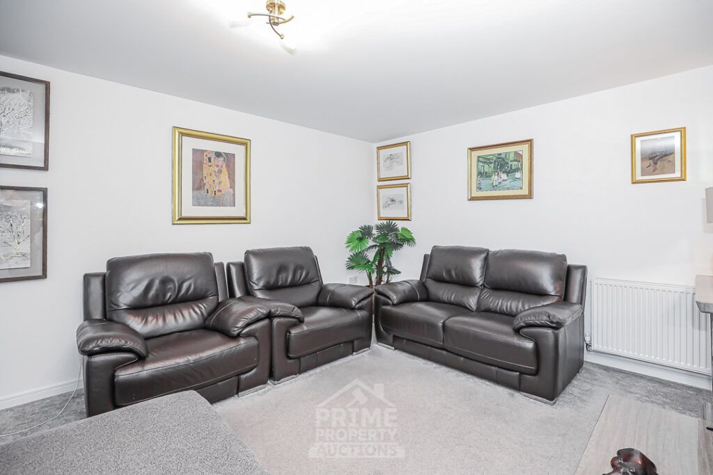 Property photo 3 of 25