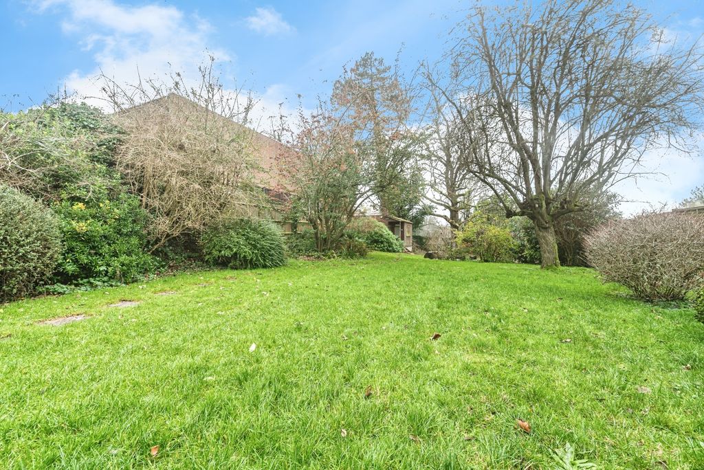 Property photo 2 of 20 Pbox-Img.Jpg