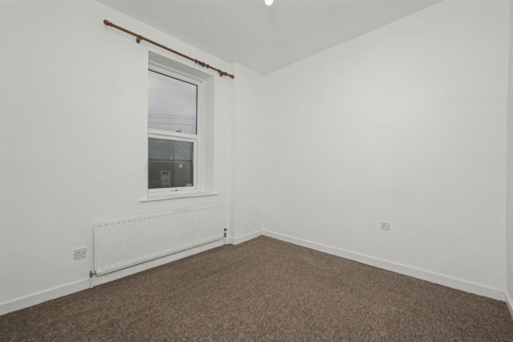 Property photo 2 of 14 178 Mowbray Street, Newcastle Upon Tyne, Ne6 5Pa