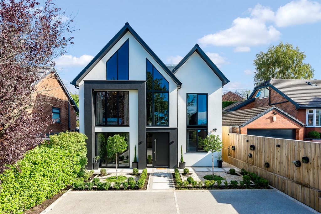 Property photo 1 of 31 (Main)