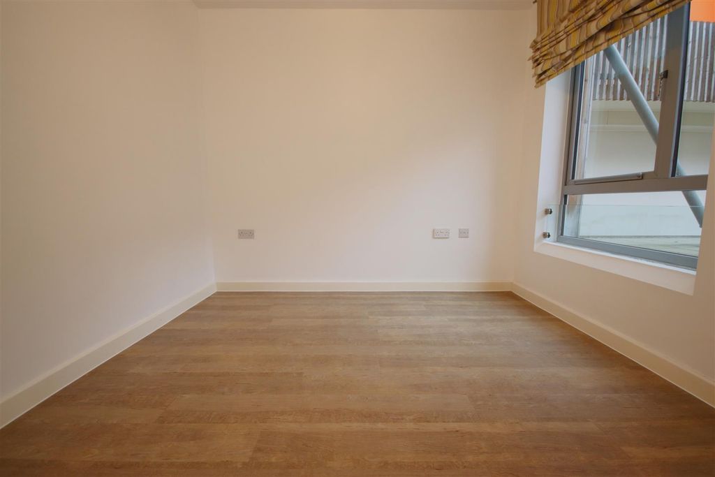 Property photo 2 of 7 Img_8436.Jpg