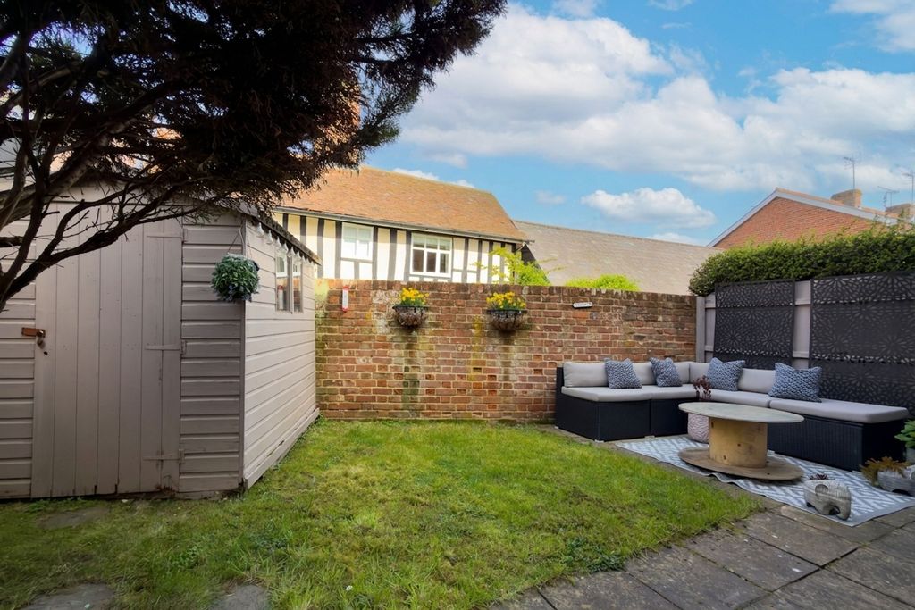 Property photo 3 of 16