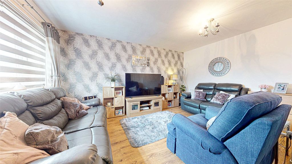 Property photo 1 of 10 Picture No. 07