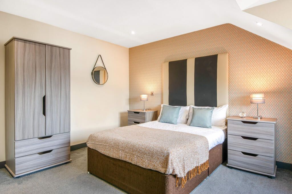 Property photo 2 of 5 Gallery