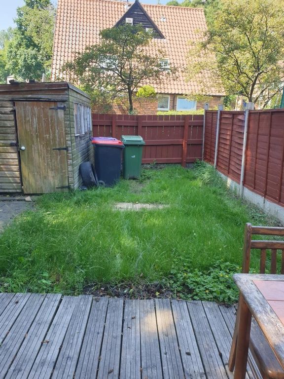 Property photo 2 of 9 Photo 9