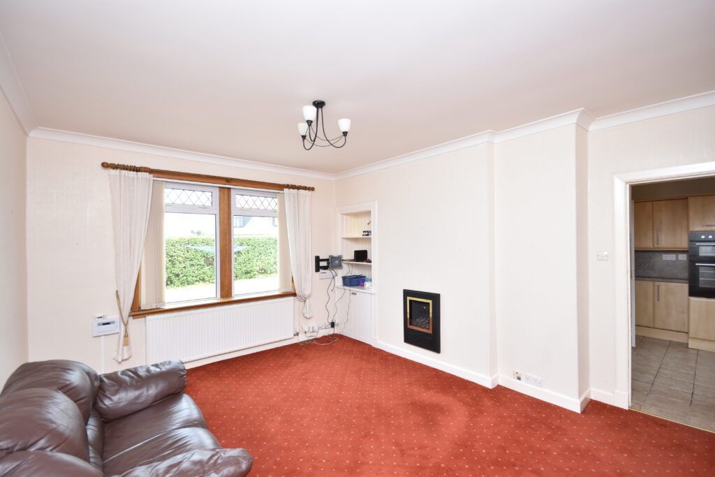 Property photo 2 of 33