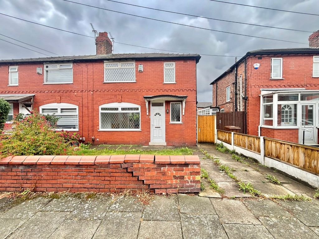 Property photo 2 of 16