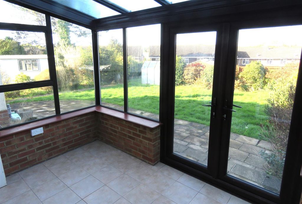 Property photo 3 of 14 Conservatory