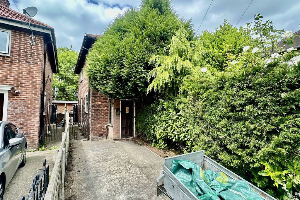 Property photo 1 of 13 (Main)