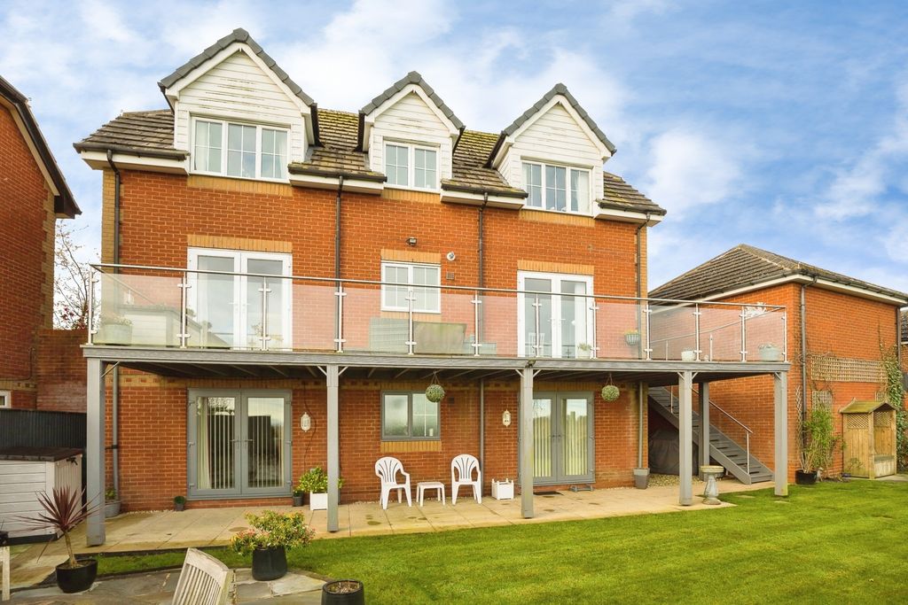 Additional image 30 of 5 bed detached house for saleLlys Y Graig, Bryn-Y-Baal, Mold, Flintshire CH7