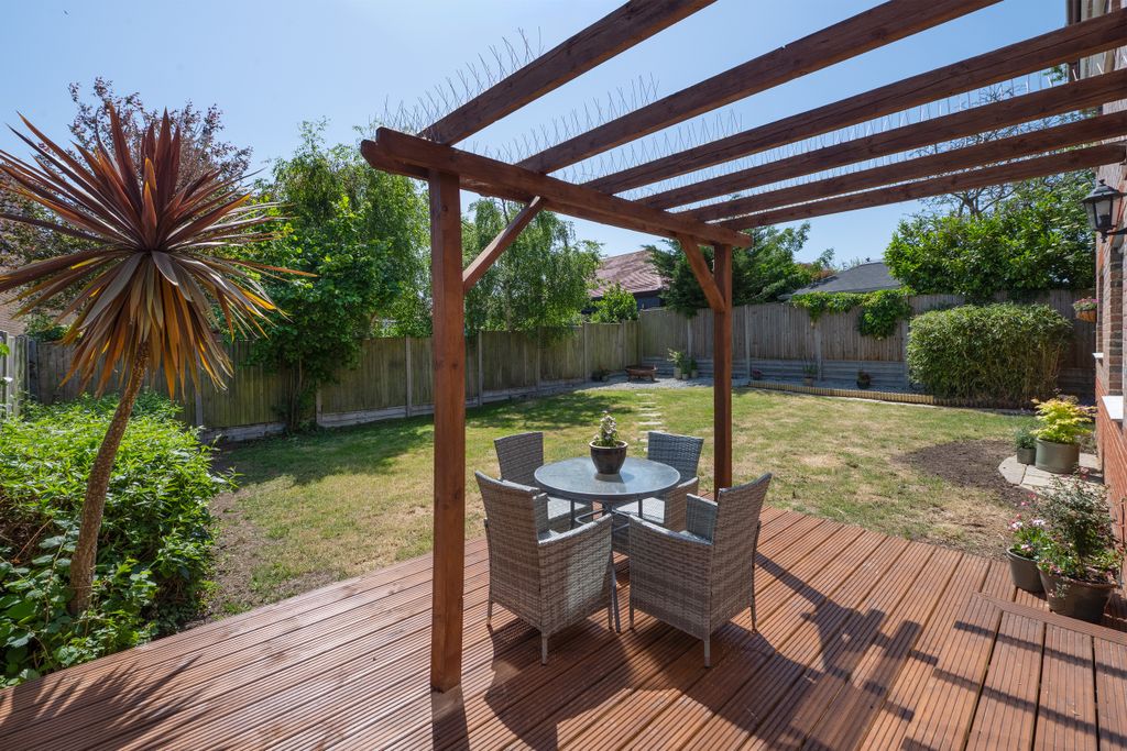 Property photo 2 of 19 Rear Garden