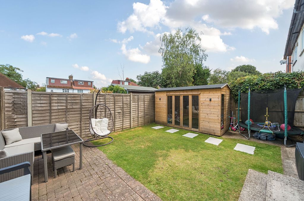 Property photo 3 of 15 1319697-7-686d15F271716