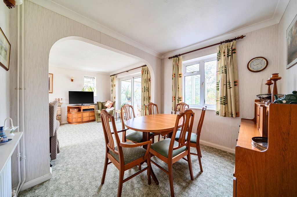 Property photo 3 of 19 Dining Room