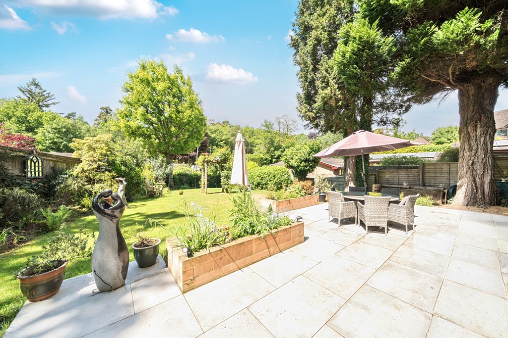 Property photo 2 of 12 2