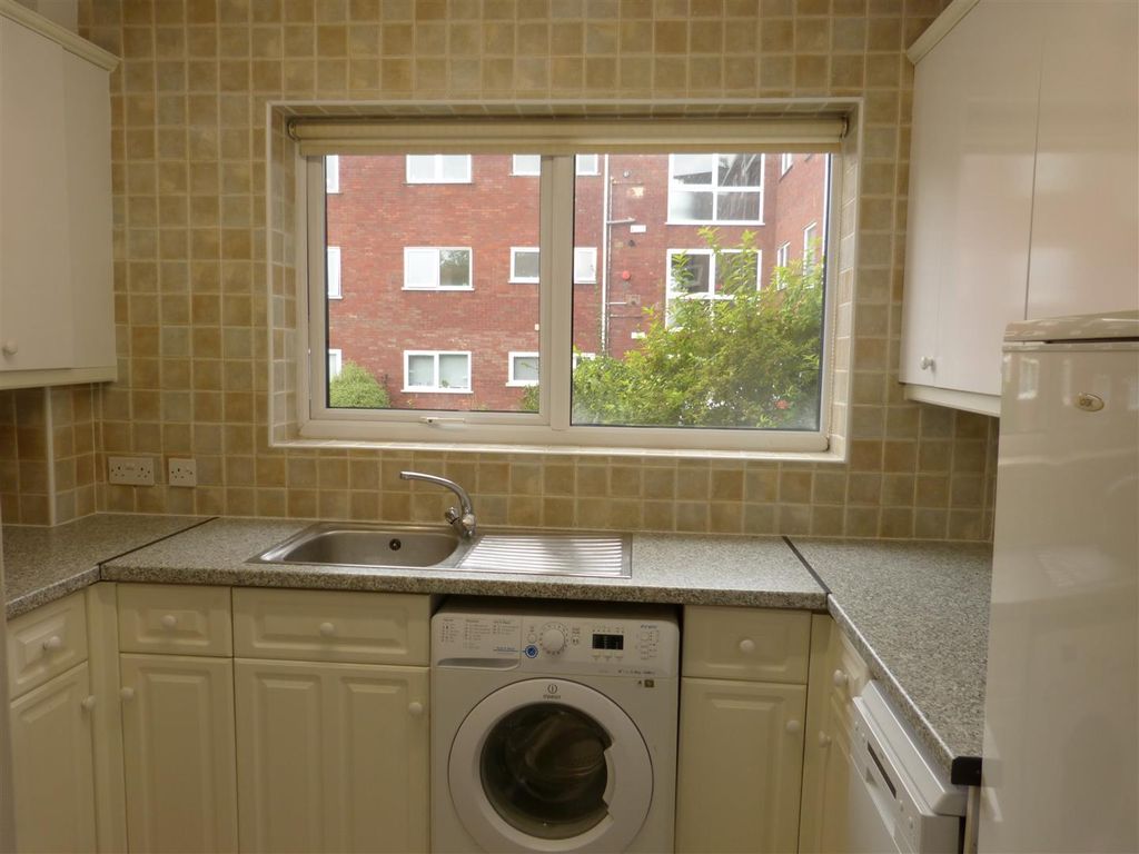 Property photo 3 of 6 P1050761.Jpg