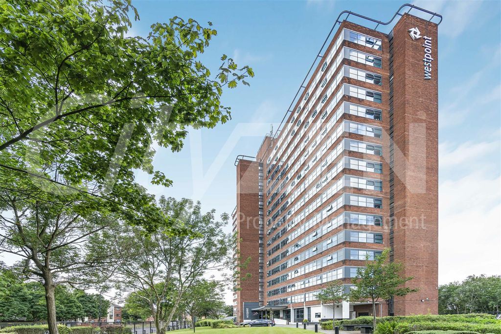 Property photo 1 of 10 West Point