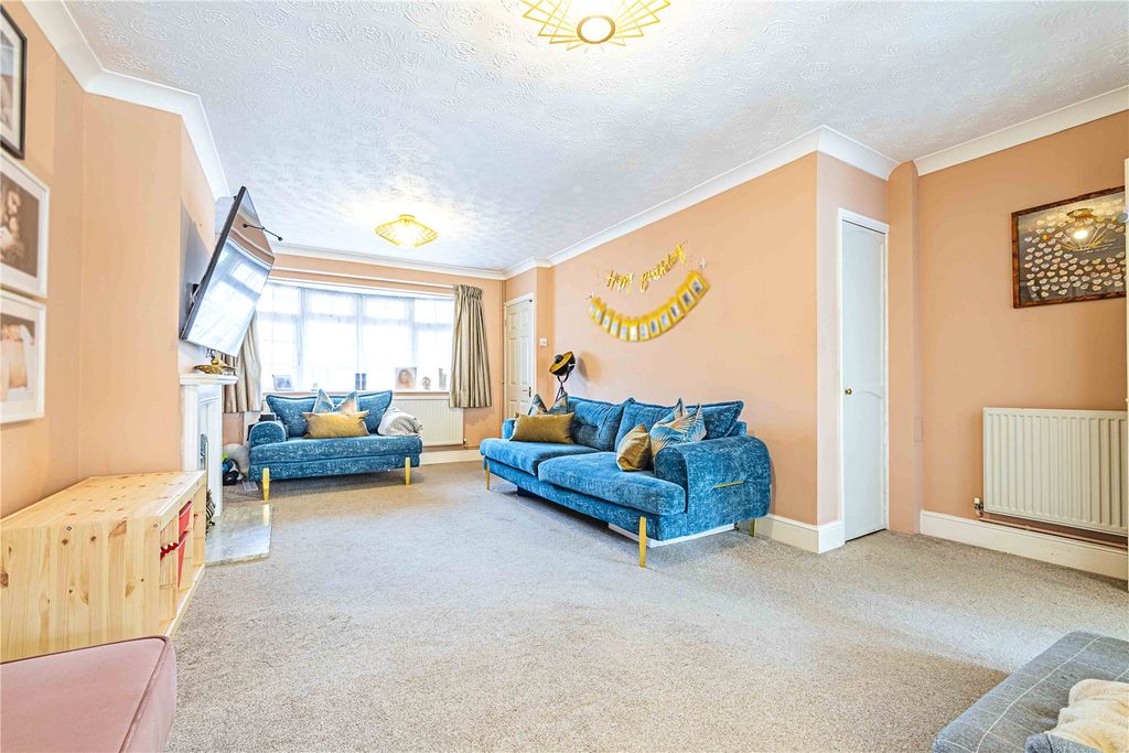 Property photo 2 of 18 Picture No. 49